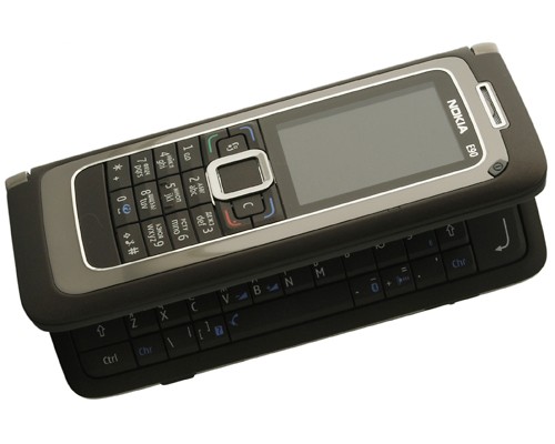 Nokia E90 Mocca_7