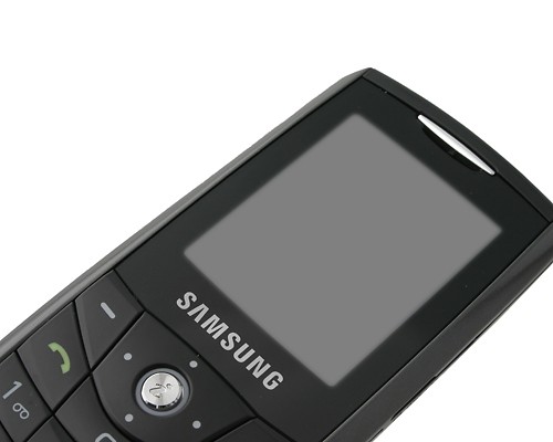 Samsung SGH-E200 Titan Gray_3
