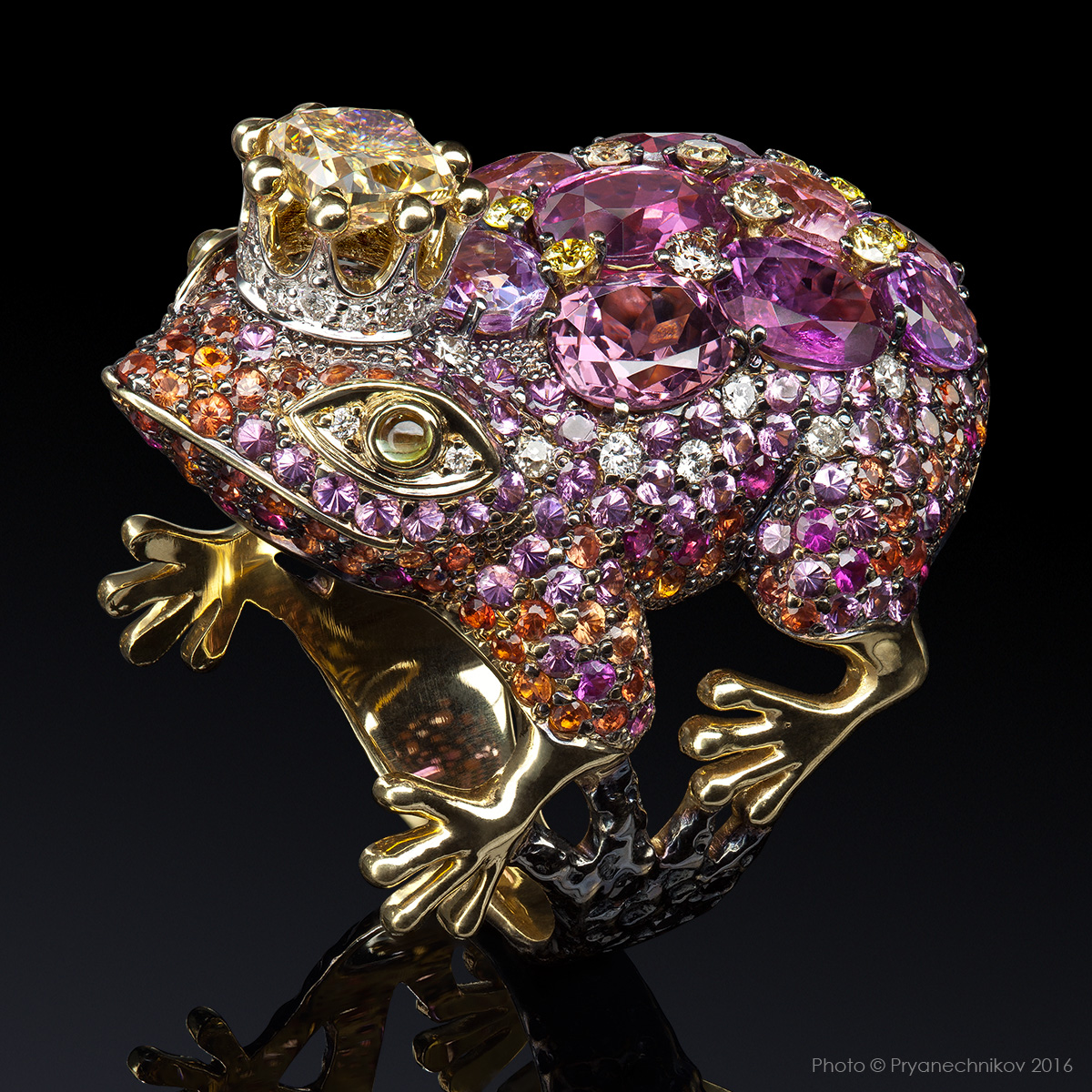 Фото ювелирных изделий из золота с бриллиантами и драгоценными камнями
