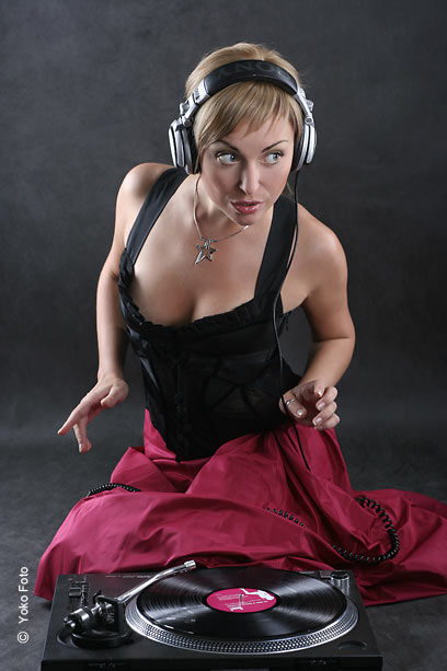 DJ Katrin Vesna.