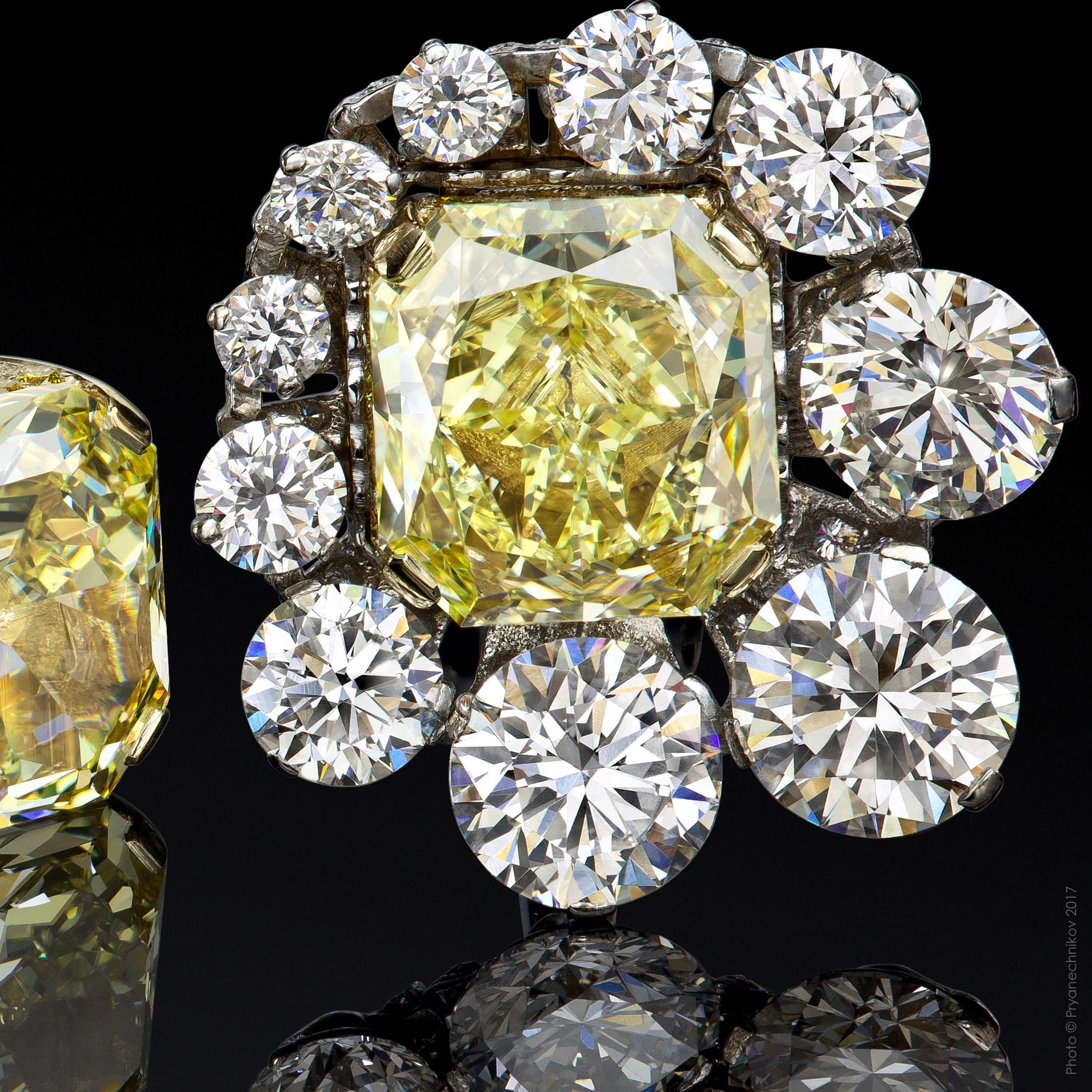 Фото ювелирных изделий из золота с бриллиантами и драгоценными камнями