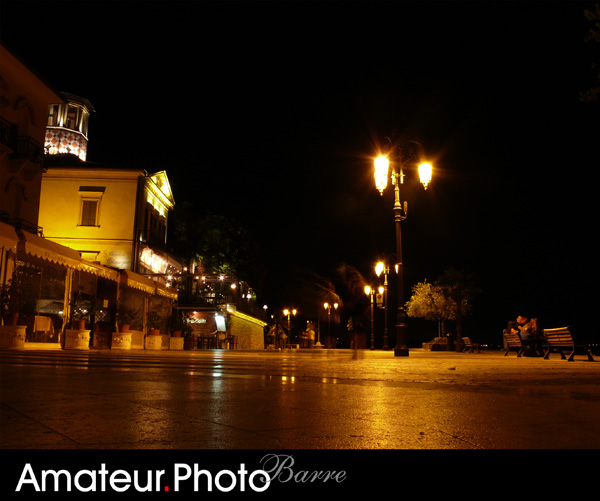 Lazise di notte