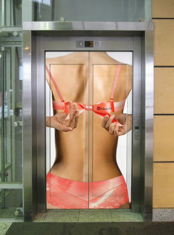 ambient реклама для сети салонов женского белья