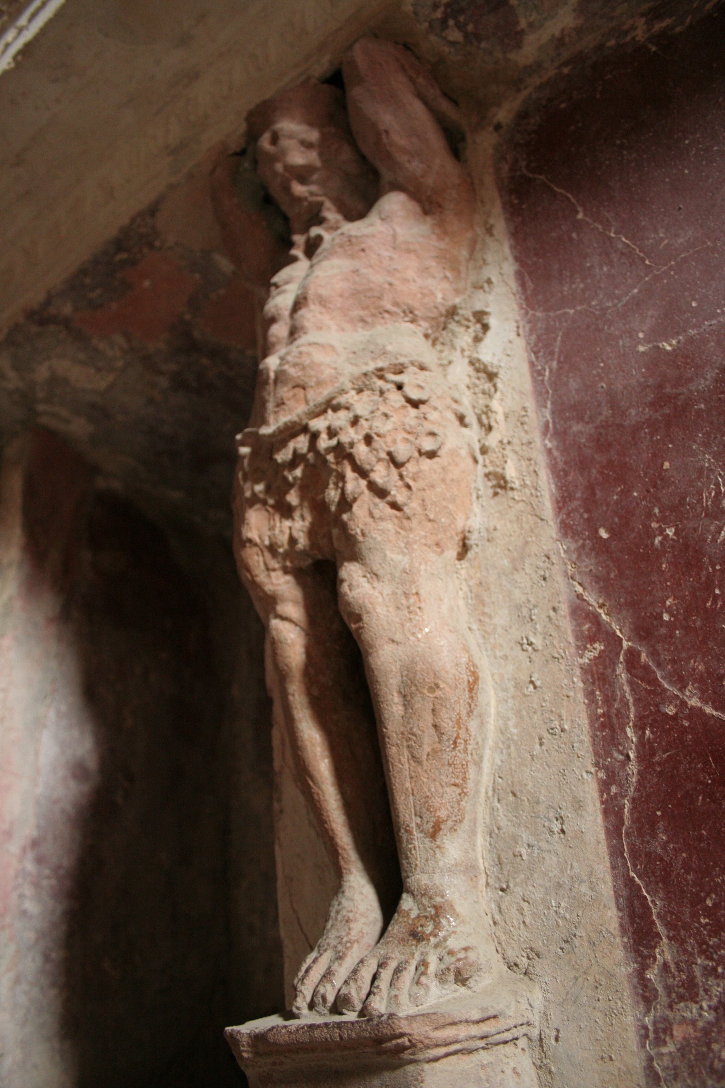 статуя в Помпеи2